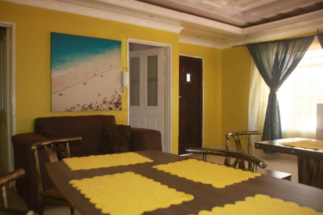 Mathlyn Guesthouse Gaborone Exterior photo