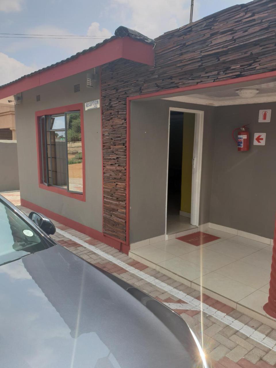 Mathlyn Guesthouse Gaborone Exterior photo
