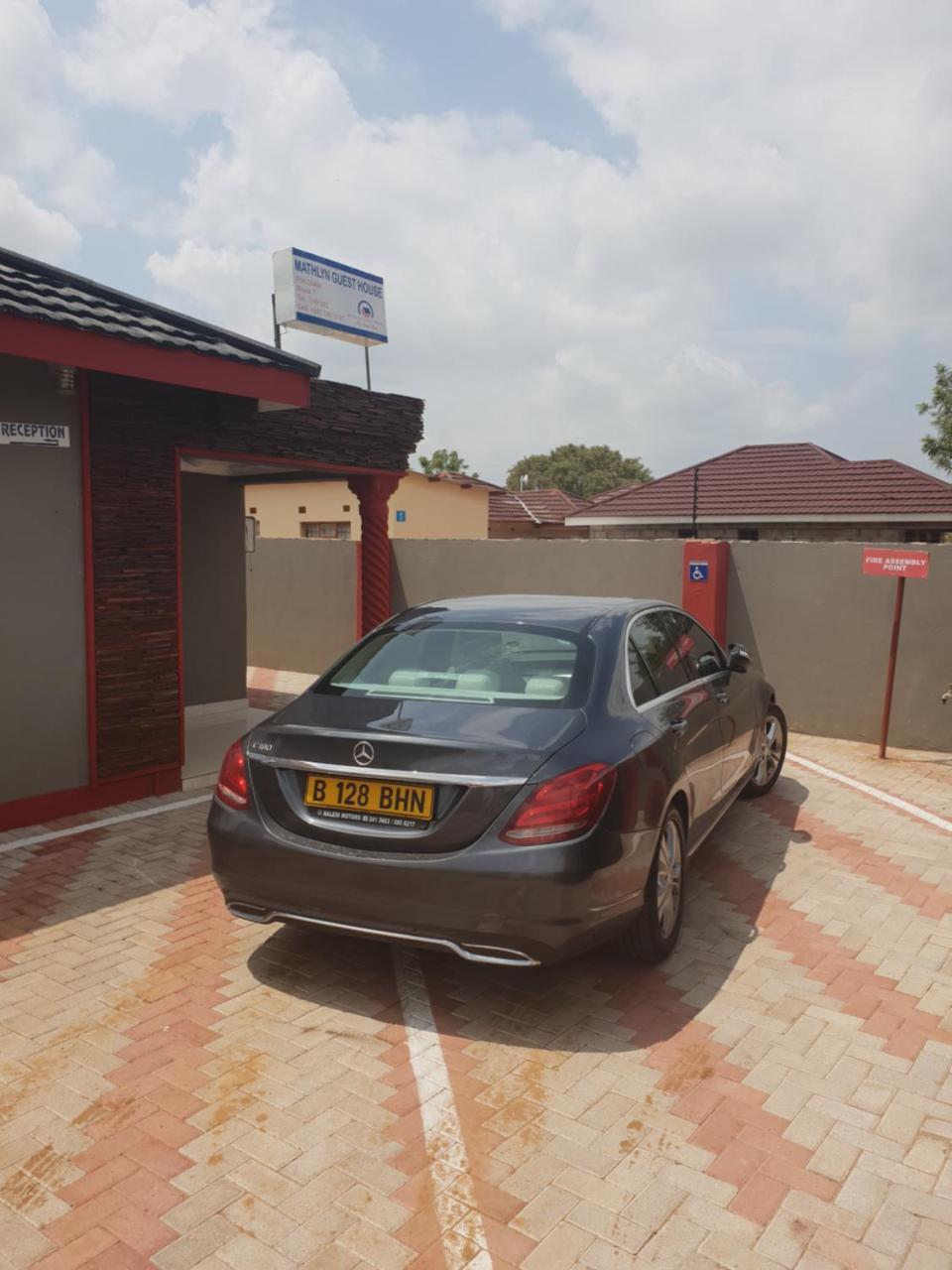 Mathlyn Guesthouse Gaborone Exterior photo